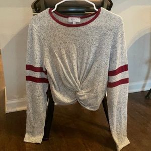 Long Sleeve gray and red soft crop top